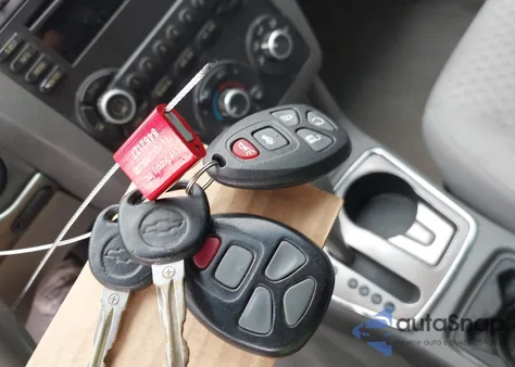 2006 Chevrolet Malibu Maxx Lt from USA, damaged, VIN 1G1ZT63836F210500